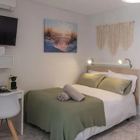Estudio Reformado Con Vistas Al Mar Y Piscina, Ideal Parejas En Lejlighed Benalmádena