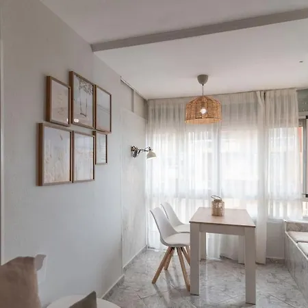 Apartment Estudio Reformado Con Vistas Al Mar Y Piscina, Ideal Parejas En Benalmádena